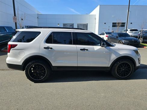 Used 2016 Ford Explorer Sport w/ Equipment Group 401A image 45