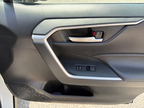 Certified 2024 Toyota RAV4 XLE FWD image 25