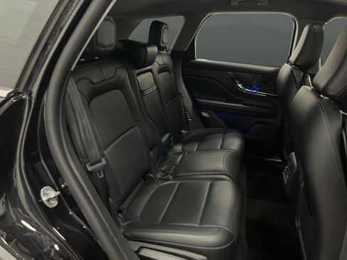 Used 2022 Lincoln Corsair AWD w/ Premium Package image 34