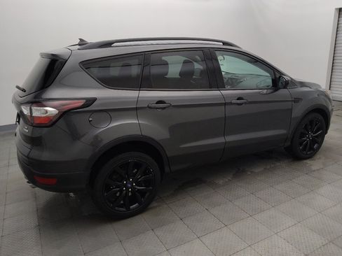Used 2018 Ford Escape SE w/ SE Sport Appearance Package FWD image 10