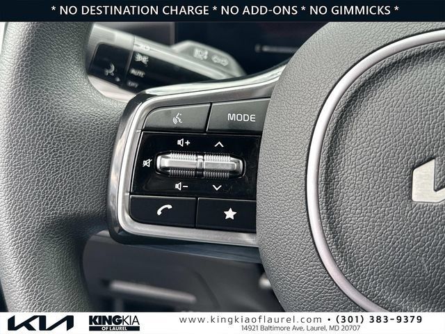 Used 2024 Kia Sorento LX FWD image 10