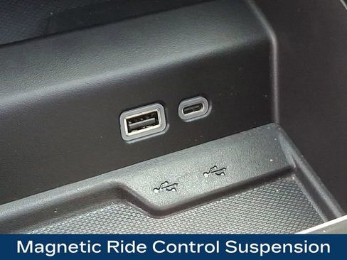 Used 2025 Chevrolet Tahoe Premier AWD/4WD image 16