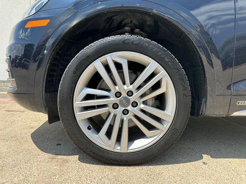 Used 2018 Audi Q5 2.0T Premium Plus w/ Premium Plus Package AWD/4WD image 9