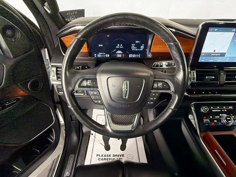 Used 2020 Lincoln Navigator Reserve w/ Equipment Group 208A image 11