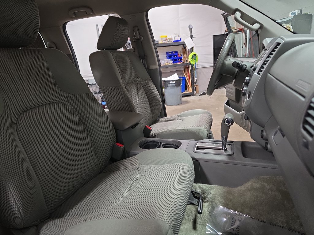 Used 2016 Nissan Frontier SV AWD/4WD image 10