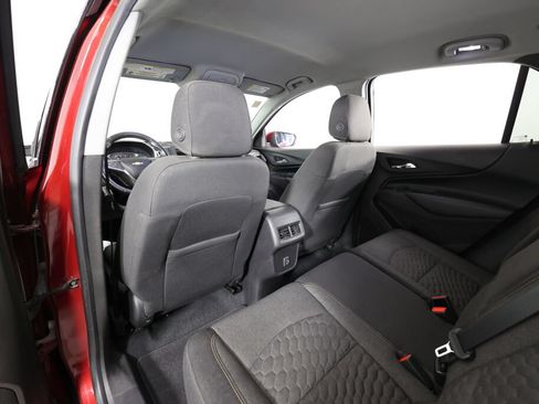 Used 2019 Chevrolet Equinox LT FWD image 14