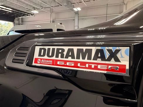 Used 2025 GMC Sierra 2500 AT4 w/ AT4 Premium Plus Package AWD/4WD image 25
