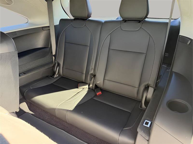 Used 2020 Acura MDX w/ Technology Package AWD/4WD image 25
