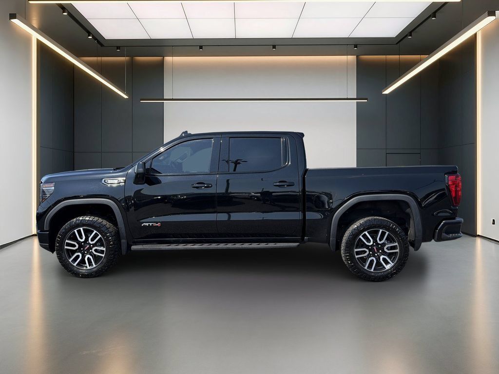 Used 2022 GMC Sierra 1500 AT4 w/ AT4 Premium Package AWD/4WD image 2