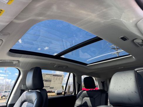 New 2026 Lincoln Aviator AWD image 30