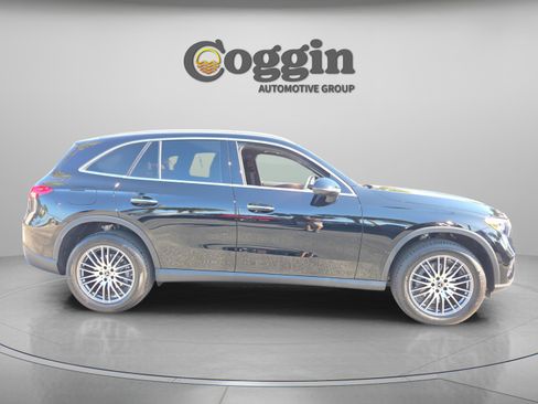 New 2026 Mercedes-Benz GLC 300 image 7