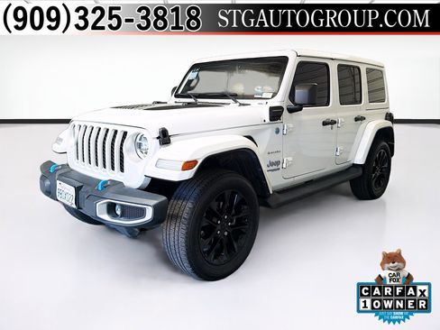 Used 2022 Jeep Wrangler Unlimited Sahara w/ Cold Weather Group AWD/4WD image 1
