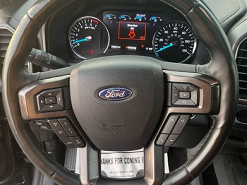 Used 2021 Ford Expedition Limited image 20