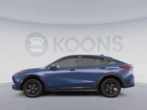 Used 2025 Buick Envista Sport Touring w/ Convenience I Package image 2