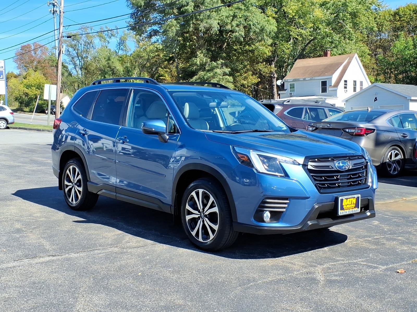 Certified 2023 Subaru Forester Limited AWD/4WD image 3