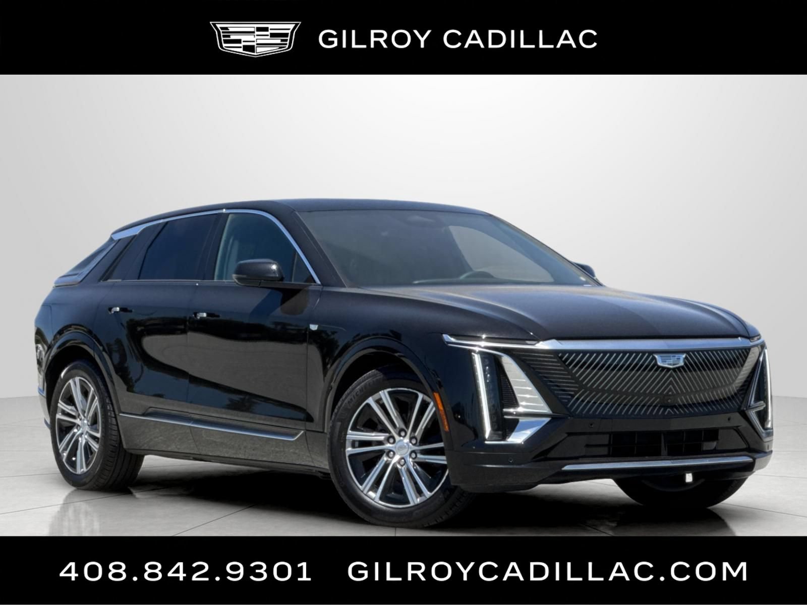Used 2024 Cadillac Lyriq Luxury w/ LPO, Floor Liner Package AWD/4WD image 1