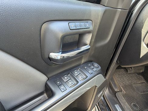Used 2017 Chevrolet Silverado 1500 LTZ Z71 w/ LTZ Plus Package AWD/4WD image 15