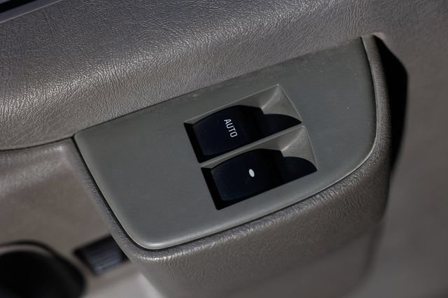 Used 2019 Chevrolet Express 3500 LT w/ LT Preferred Equipment Group RWD image 43