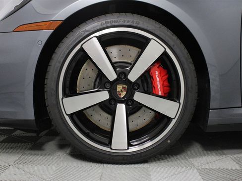New 2026 Porsche 911 Carrera 4S image 17
