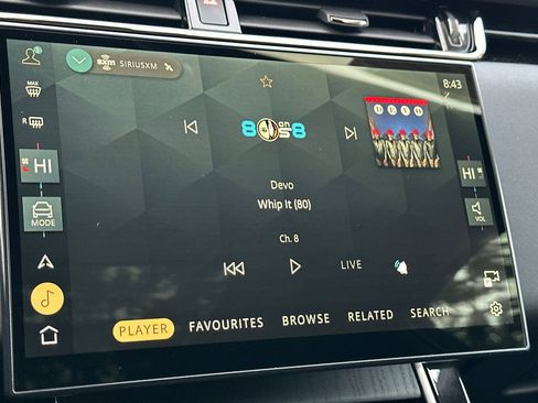 Used 2024 Land Rover Range Rover Evoque Dynamic SE image 20