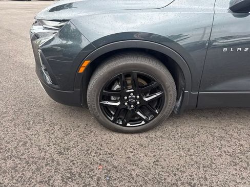 Used 2019 Chevrolet Blazer LT w/ Sun and Wheels Package FWD image 18