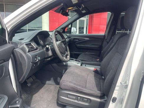 Used 2022 Honda Pilot Sport image 19