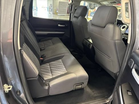 Used 2020 Toyota Tundra SR5 w/ SR5 Upgrade Package AWD/4WD image 14