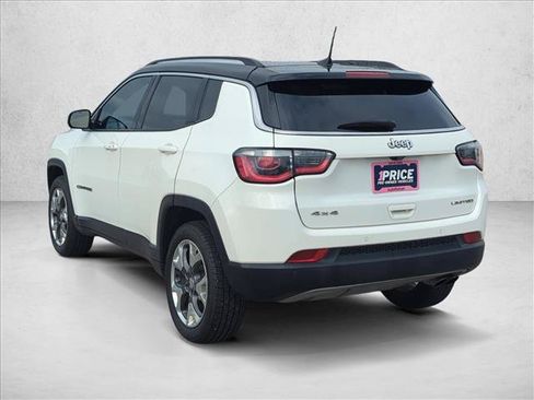 Used 2018 Jeep Compass Limited AWD/4WD image 10