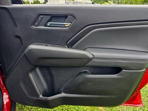 New 2026 GMC Canyon Elevation w/ Convenience Package image 41