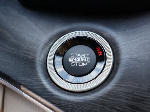 Used 2022 Jeep Grand Cherokee Limited w/ Trailer Tow Prep Group (B) image 46