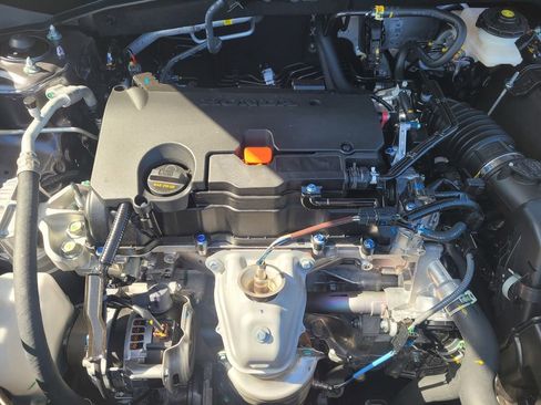 New 2026 Honda HR-V EX-L image 8