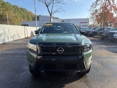 New 2026 Nissan Frontier SV w/ SV Convenience Package image 2