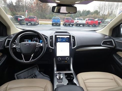 Used 2022 Ford Edge SEL w/ Convenience Package image 27