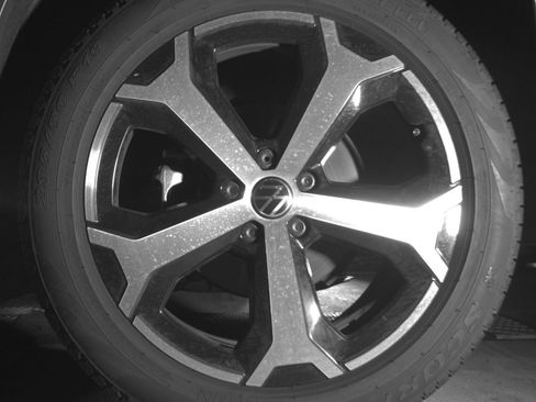 Used 2026 Volkswagen Tiguan SE FWD image 14