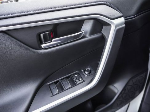 Used 2021 Toyota RAV4 XSE image 12