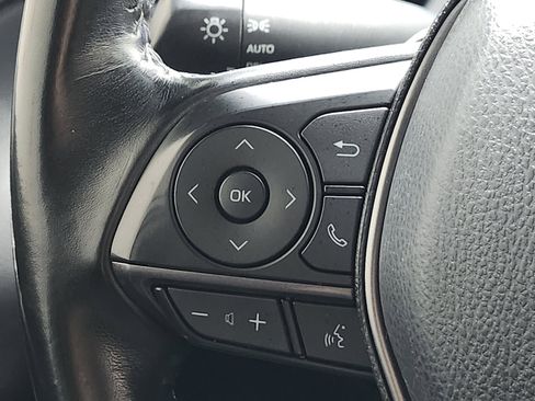 Used 2022 Toyota Camry SE image 30