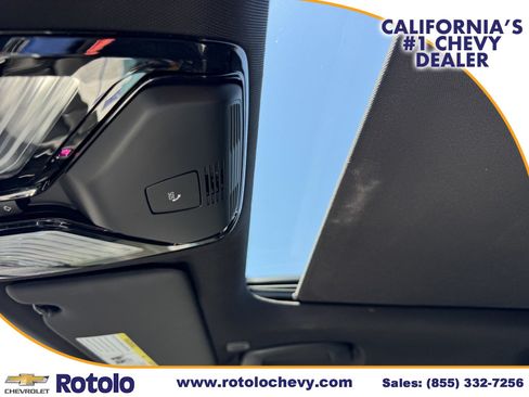 Used 2023 BMW 330i Sedan w/ M Sport Package RWD image 25