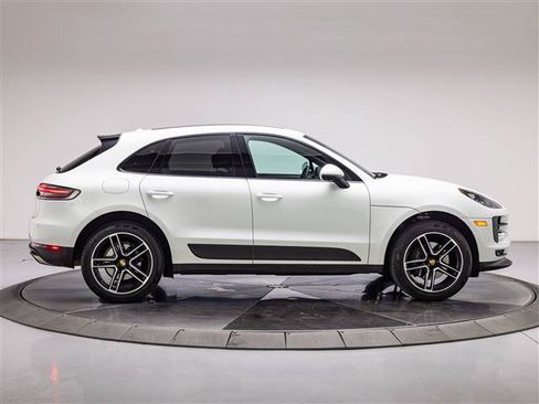 Used 2021 Porsche Macan AWD/4WD image 6