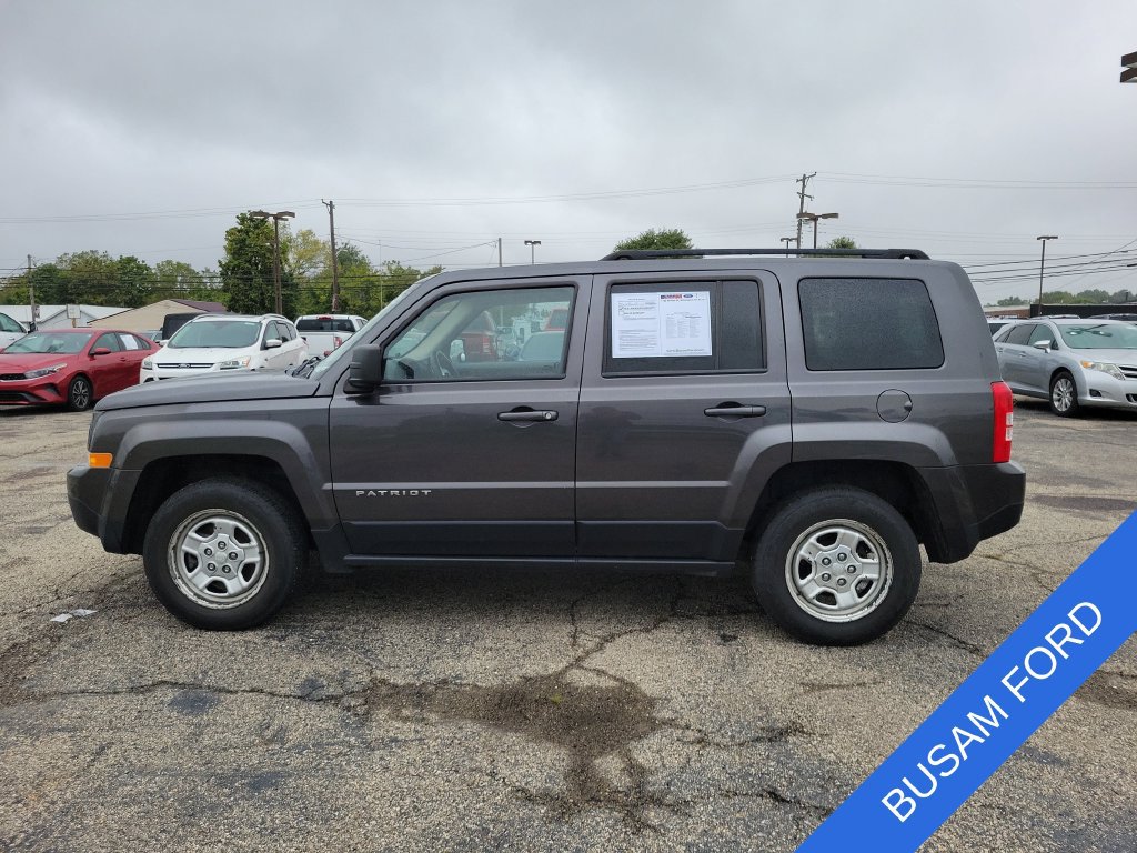 Used 2016 Jeep Patriot Sport w/ Power Value Group AWD/4WD image 28