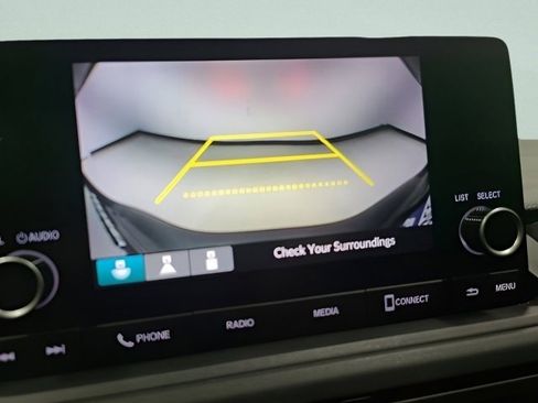Used 2023 Honda Accord EX image 32