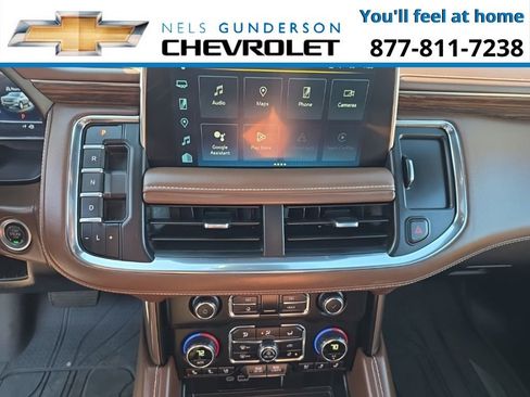 Certified 2024 Chevrolet Suburban High Country w/ Advanced Technology Package image 26