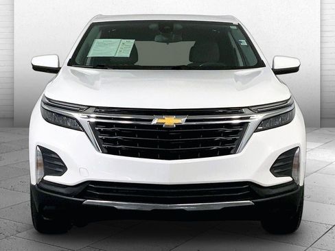 Used 2023 Chevrolet Equinox LT FWD image 2