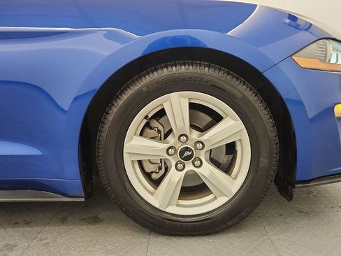 Used 2018 Ford Mustang Coupe image 18