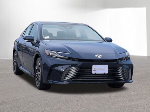 New 2026 Toyota Camry XLE image 3
