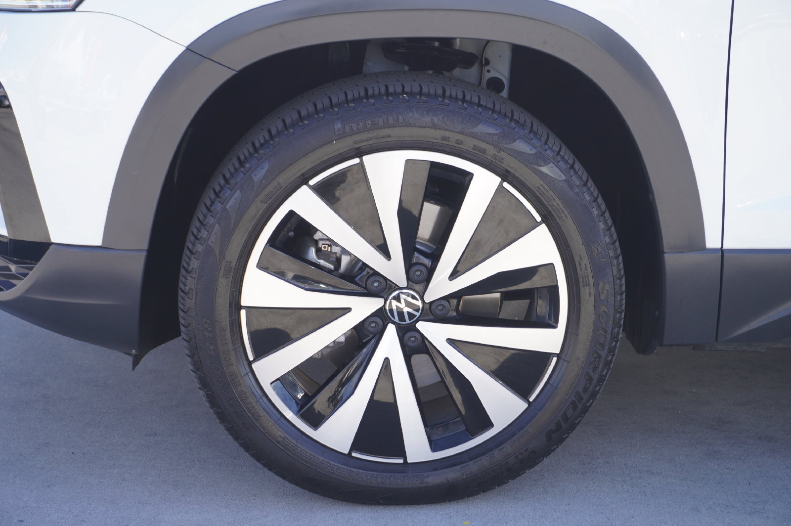 Used 2022 Volkswagen Taos SE AWD/4WD image 24