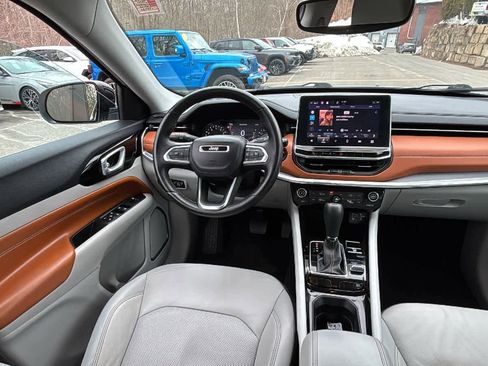 Used 2022 Jeep Compass Limited image 26