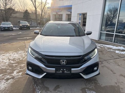 Used 2019 Honda Civic Sport Touring image 2