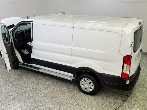 Used 2024 Ford Transit 250 Low Roof w/ Exterior Upgrade Package RWD image 18