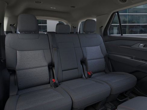 New 2026 Ford Explorer Active RWD image 11