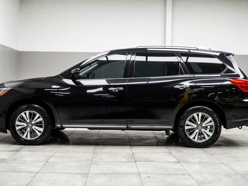 Used 2020 Nissan Pathfinder SL image 9